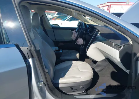 2014 Tesla Model S P85 из США, поврежденный, VIN 5YJSA1H11EFP61461